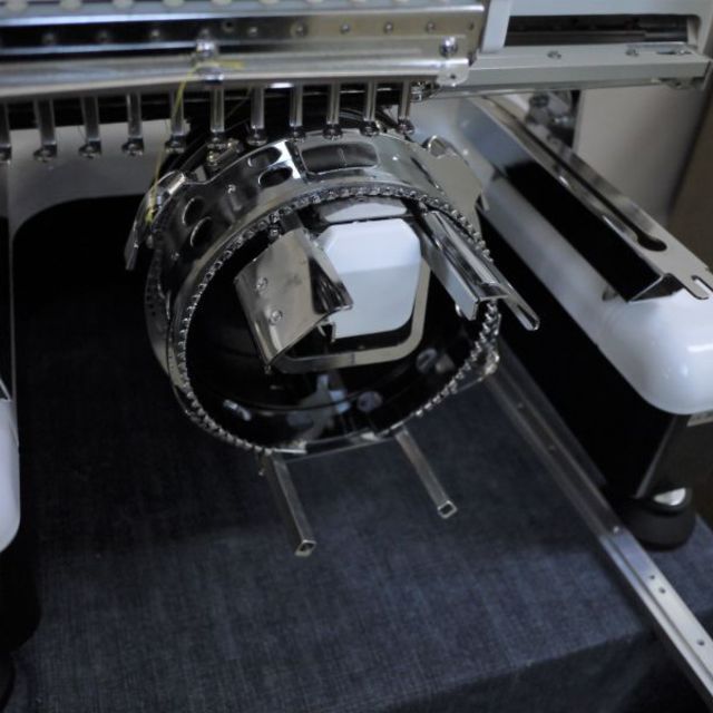 12針工業用刺繍ミシン　バードランドRP1201 高性能 自動糸切・糸替えの製品画像09