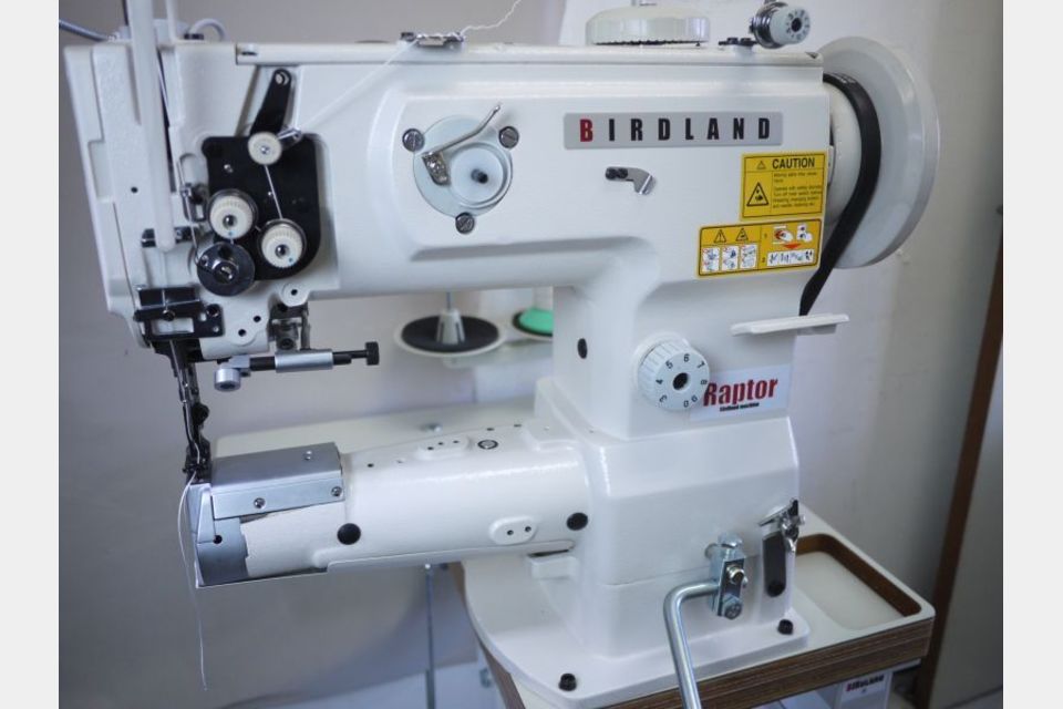 総合送り工業用腕ミシン ラプターRP4800pro 0番糸対応 プロ用から趣味 レザー 革 帆布 厚物ミシンの製品画像01