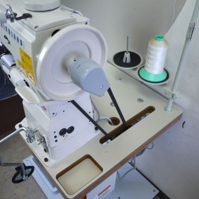 総合送り工業用腕ミシン ラプターRP4800pro 0番糸対応 プロ用から趣味 レザー 革 帆布 厚物ミシンの製品画像03