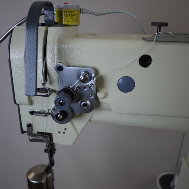 超ハイポスト型 総合送りミシン RP-8365 バッグ ブーツ等縫製の製品画像04