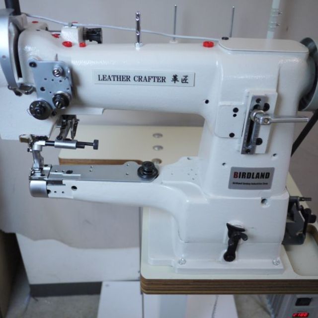 総合送り 腕ミシン レザークラフターLC335 誰でも気軽にレザーソーイング テーブルタイプの製品画像02