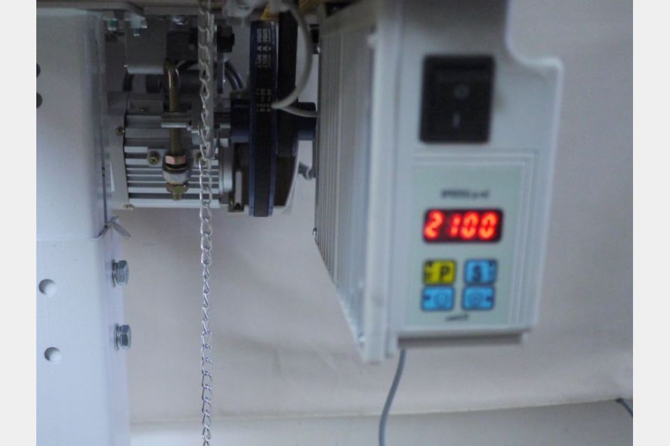 総合送り 腕ミシン レザークラフターLC335 誰でも気軽にレザーソーイング テーブルタイプの製品画像04