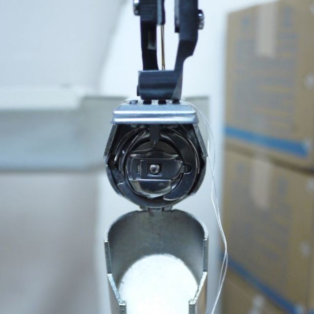 細腕 上下送り腕送り出し ジグザグミシン LC2156 バードランド工業用ミシンの製品画像06