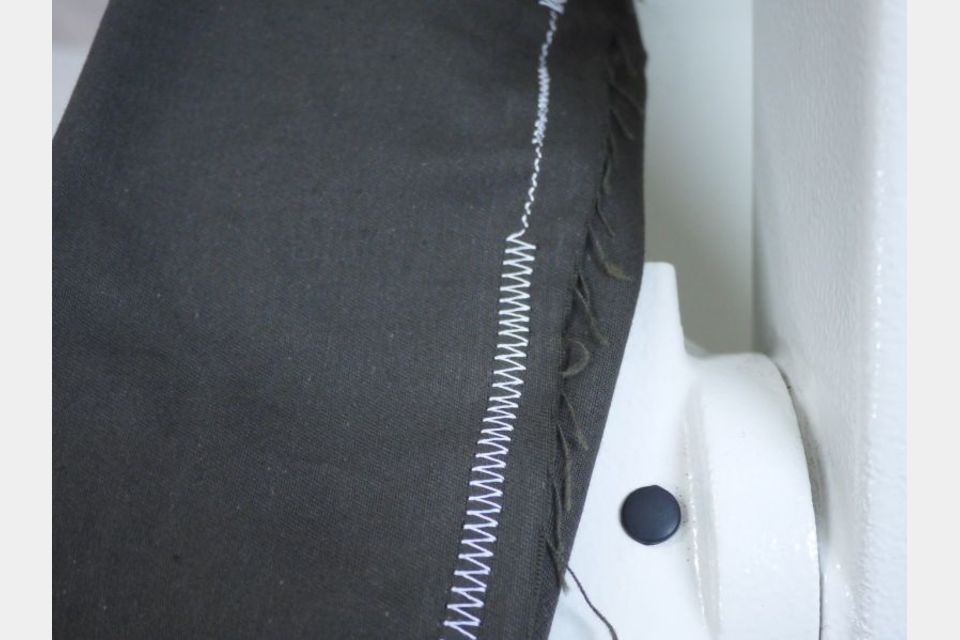 細腕 上下送り腕送り出し ジグザグミシン LC2156 バードランド工業用ミシンの製品画像08