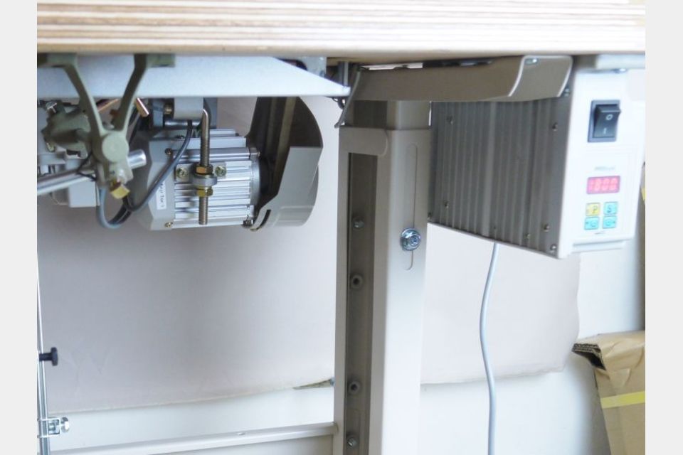 新品★バードランド ポスト型工業用ミシン LC810 帆布/革の製品画像04