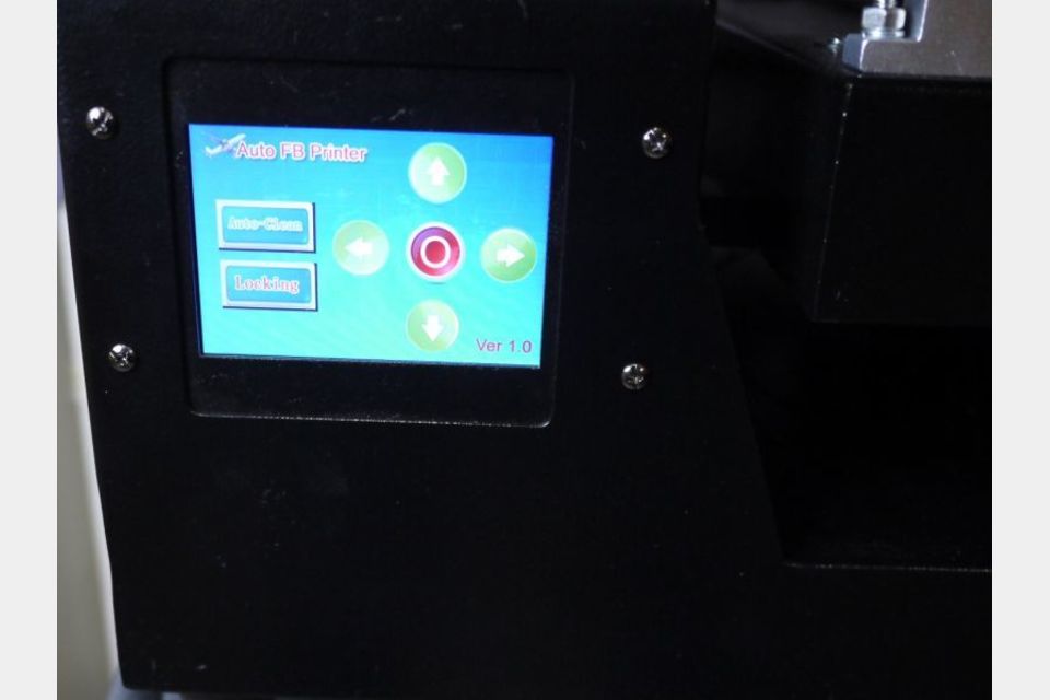 UVプリンター A4サイズ 素材へ直接プリント アクリル 革 布 金属へロゴ印刷 UVP-A4の製品画像04