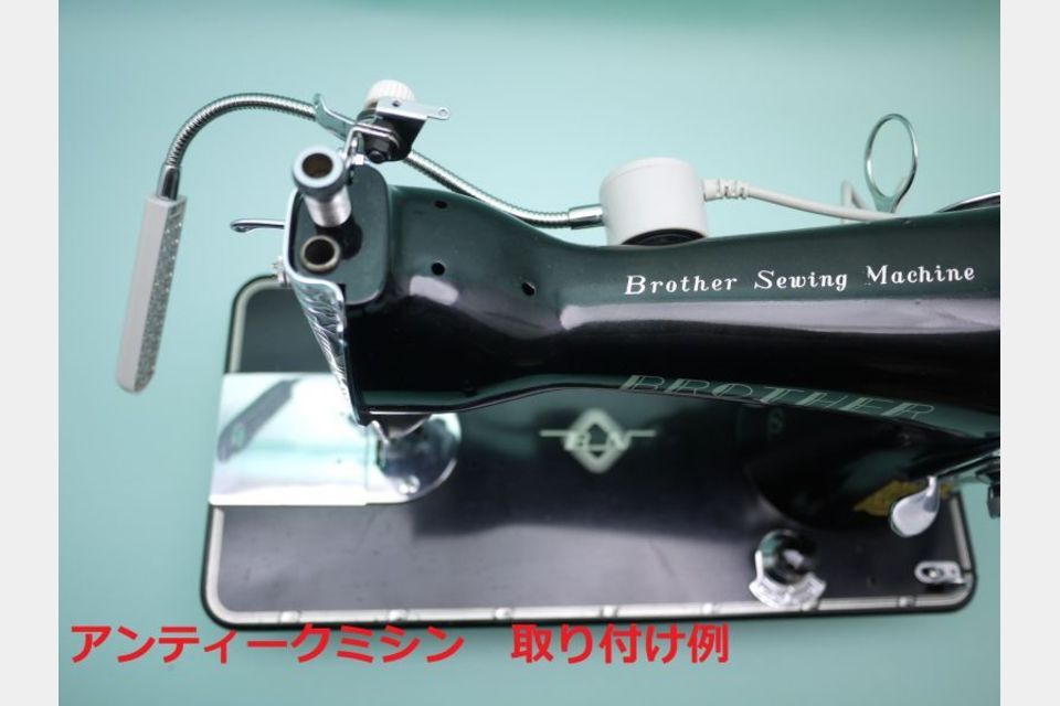 新品 マグネット付LEDライト ミシンや鉄製家具などにの製品画像02