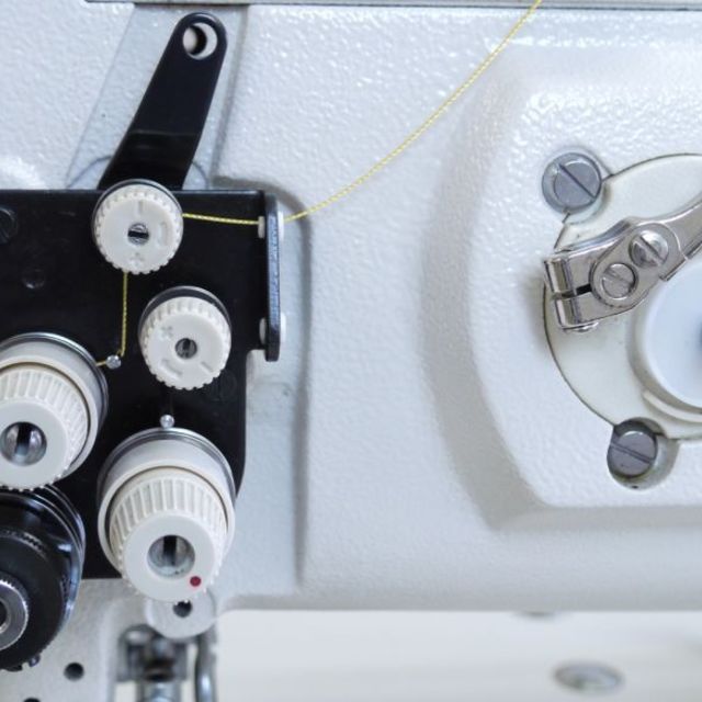 2本針本縫い 総合送り平ミシン レザークラフターLC1560 1000Wモーター